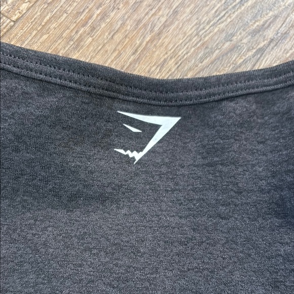 SOLD-Gymshark Black Long Sleeve Crop Top - Picture 6 of 6
